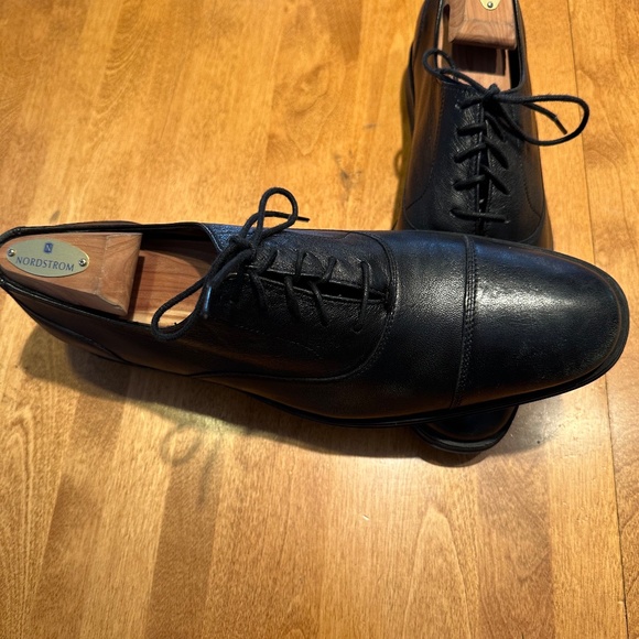 Cole Hahn executive black dress shoes